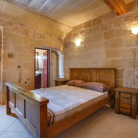 Il-veduta Farmhouse With Sunny Private Pool In Island Of Gozo Casa vacanze *